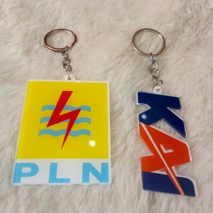 gantungan kunci akrilik desain custom